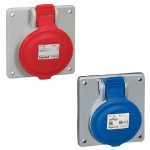 Panel Mounting Sockets Inclined Outlet - 5 552 90 - Merah - 440-460V - 32A - 44 - 3P+E